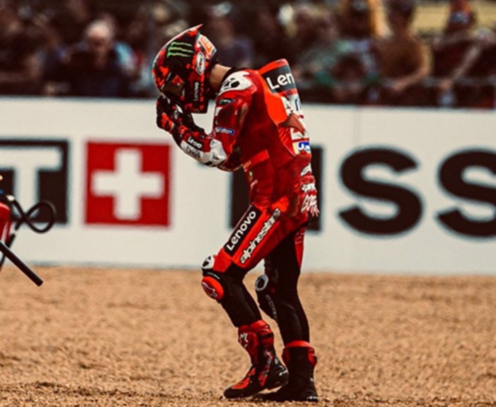 Francesco Bagnaia Alami Kecelakaan di Sprint Race MotoGP Prancis 2025