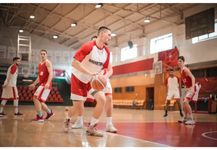 Teknik Dasar Permainan Bola Basket Beserta Gambarnya | PDF Teknik Dasar Bola Basket yang Wajib Dikuasai Pemain