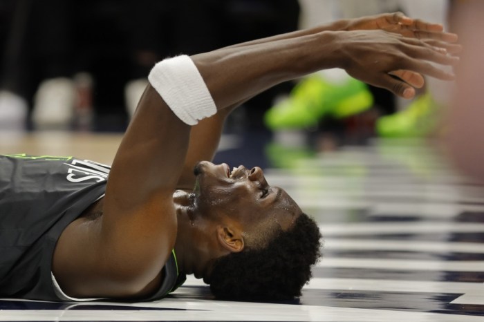 Anthony Edwards' Current Injury Status For Clippers-Timberwolves Game ... Cedera Anthony Edwards Sempat Membuat Pelatih Timberwolves Khawatir