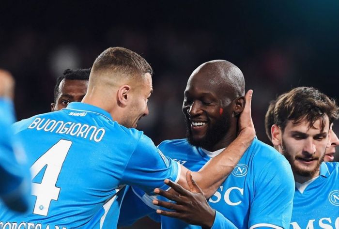 Foto: Selangkah Lagi Segel Gelar Juara Liga Italia, Napoli Raih Kemenangan Dramatis di Markas ... Liga Italia Panas Lagi, Perebutan Gelar Ketat