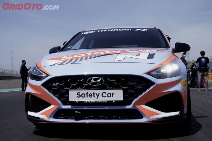 Pengaruh Safety Car terhadap Jalannya Balapan