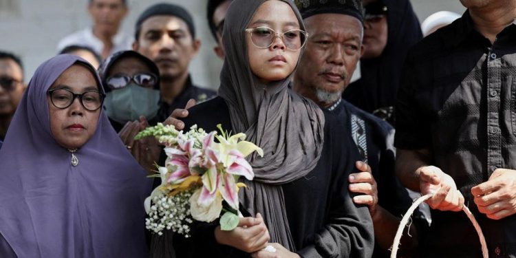 Pemakaman Jurnalis Korban Kecelakaan Kereta di Bekasi