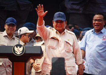 Prabowo Hadir di Peringatan Hari Buruh di Monas 1 Mei