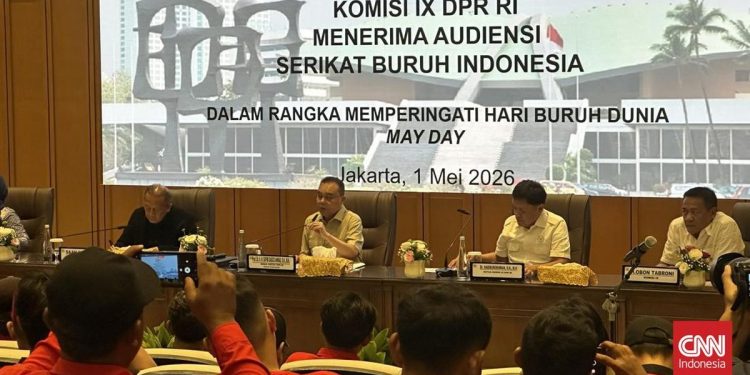 Salam Prabowo untuk Massa Buruh yang Berunjuk Rasa di DPR
