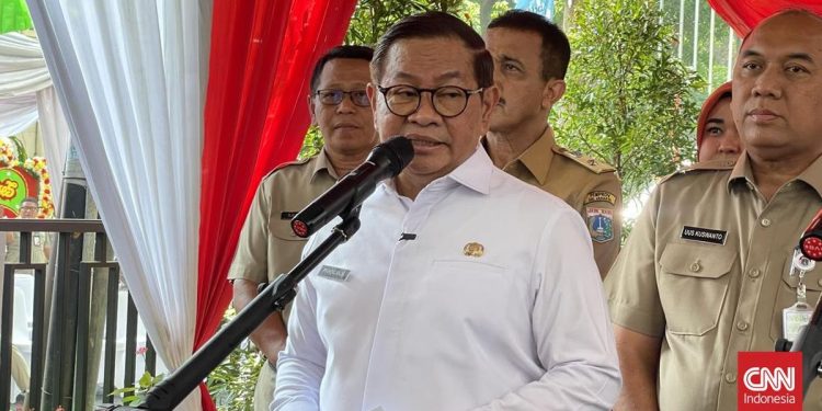 Pramono Resmikan Dua Embung di Jakarta Selatan untuk Kurangi Banjir