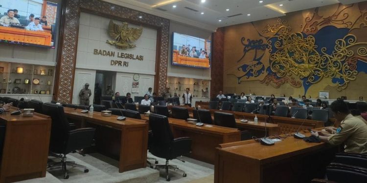 DPR Minta Pemerintah dan BI Pertahankan Kepercayaan Pasar