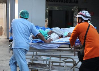 Kebakaran di Pusat Pelayanan Jantung RSUD di Surabaya