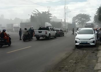 Kebakaran Pabrik Kimia di Cilegon, Bau Menyengat Tercium di Jalanan