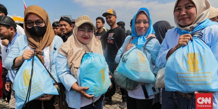 Tuntutan ICW Agar Pemerintah Buka Transparansi Dana Anggaran Sembako pada May Day