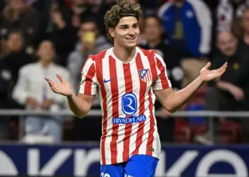 Julian Alvarez Tidak Tertarik Bergabung dengan Arsenal, Lebih Memilih Menunggu Barcelona