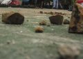 Polisi Lampung Dilempari Batu saat Menangkap DPO Begal di Acara Pernikahan