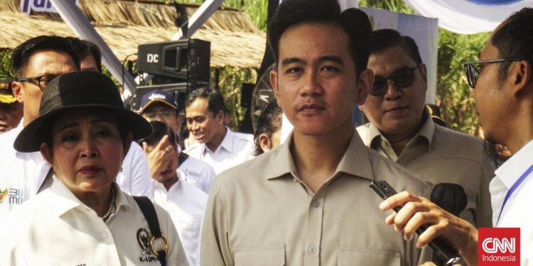 Wapres Gibran Bawa Banyak PR Usai Kunjungan ke SDN Wolomoni Ende