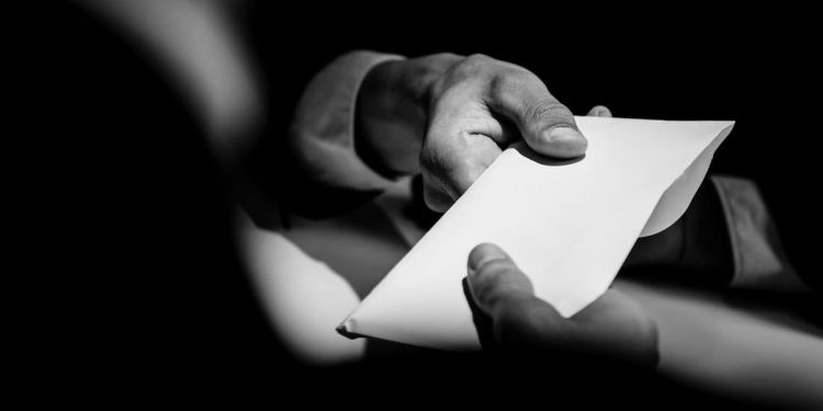 Korupsi Izin Tinggal WNA, Setoran Ilegal Terjadi di Loket Kanim