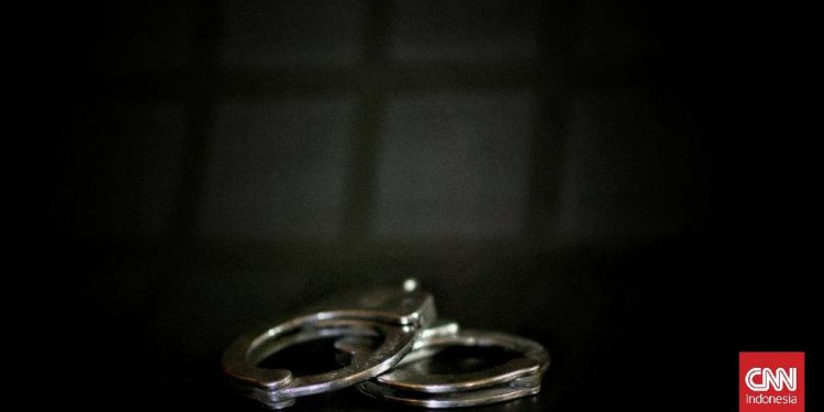 Kejari Tangsel Tunjuk 2 Tersangka Korupsi Gadai Syariah Satu di Antaranya Buron