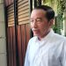 Warga Serbu Rumah, Jokowi Memilih Turun Mobil dan Berjalan Kaki