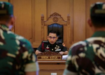 Hakim Perintahkan Pemusnahan Barbuk Tumbler Wadah Air Keras