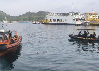 Evakuasi ABK Kapal dari Vietnam di Laut Pangkep Sulsel