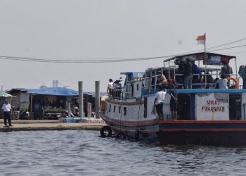 Kapal Mogok di Laut, 26 Penumpang Dievakuasi ke Pulau Panggang