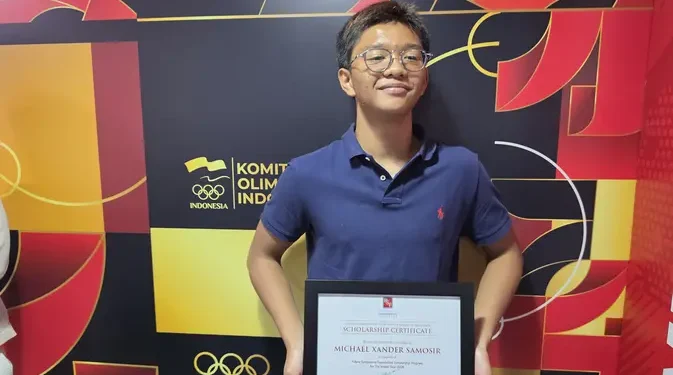 Perenang Muda Michael Xander Samosir Raih Beasiswa ke Amerika Serikat