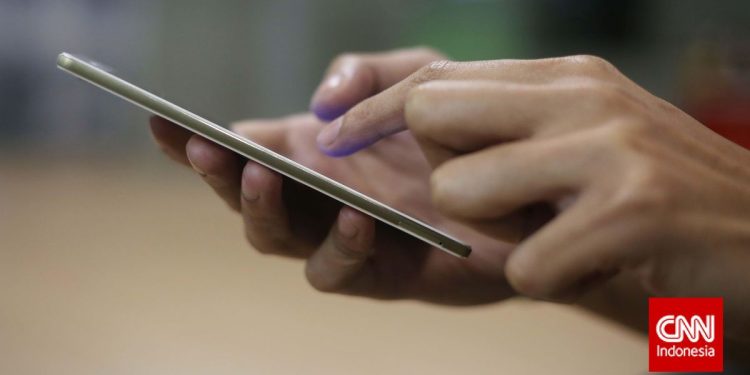 DPR Dorong Operator Segera Laksanakan Putusan MK Terkait Kuota Hangus