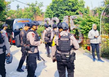 Pelaku Teror Bom SD Jaksel Kirim Pesan Serupa ke Ketua RT