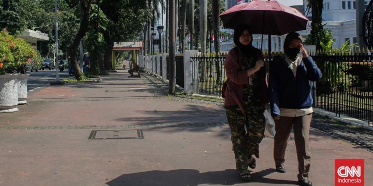 BMKG Ungkap Cara Ubah Cuaca Panas Jadi Sejuk di Jakarta