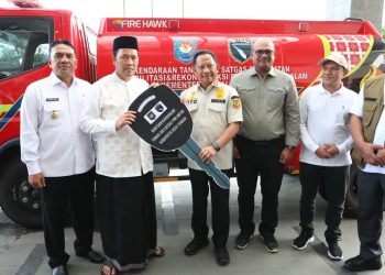 Serah Terima Kendaraan Tangki Air Multifungsi kepada Pemkab Aceh Tengah