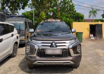 KPK Mengambil Pajero Sport dari Istri Bupati Kuansing