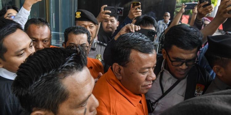 KPK Selidiki Aliran Dana Kasus Pelepasan Kawasan Hutan Bupati Kuansing