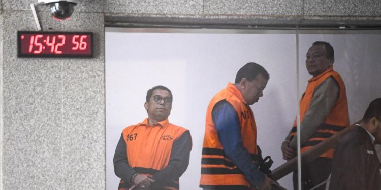 Kasus Bupati Kuansing Runtuhkan Nilai Luhur Pacu Jalur