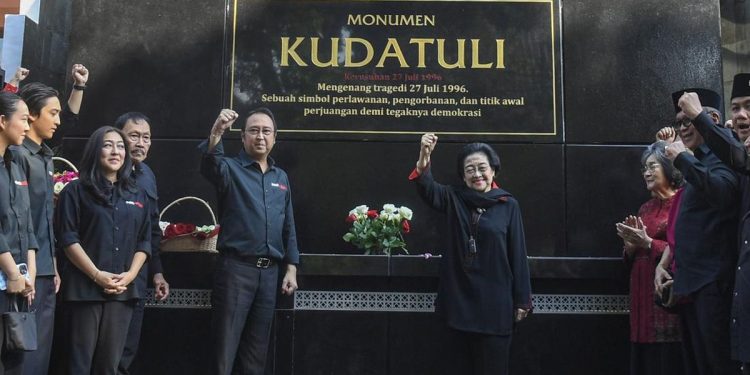 Sorotan Profesionalitas Tentara dalam 30 Tahun Kudatuli oleh Andi Widjajanto
