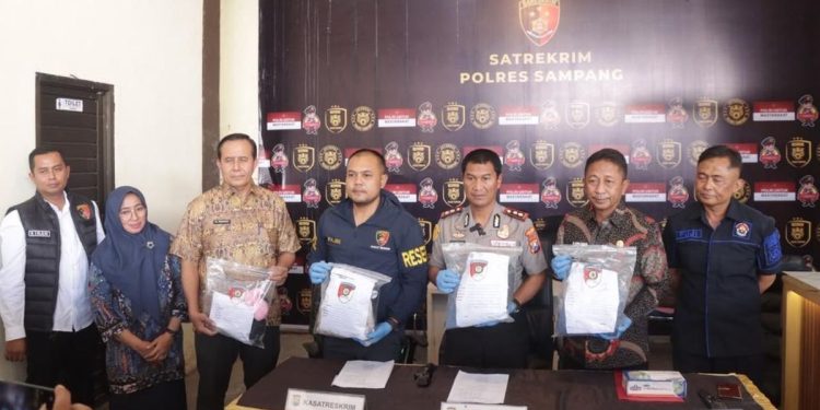 Remaja di Sampang Diduga Diperkosa oleh 27 Orang, 12 Ditangkap dan 15 Buron