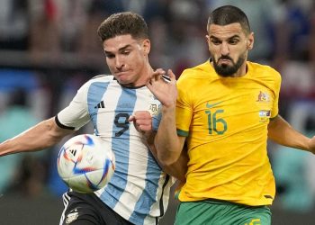Barcelona Cari Pilihan Lain Jika Tidak Dapatkan Julian Alvarez