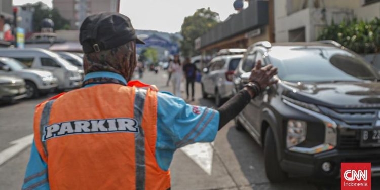 Aktivitas Parkir di Tengah Protes Tarif Baru