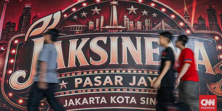 Suasana Bioskop Mini di Pasar Rumput saat Libur Maulid