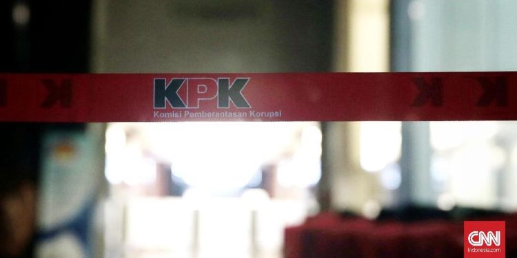 Penyidik KPK Periksa Pejabat Unsoed di Polresta Banyumas