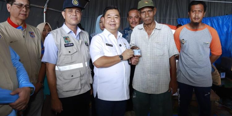 Layanan Adminduk Warga Terdampak Bencana NTT oleh Dukcapil Jemput Bola