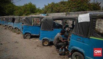 FOTO: Menyaksikan ‘Rumah Sakit’ Bajaj di Jakarta Pusat