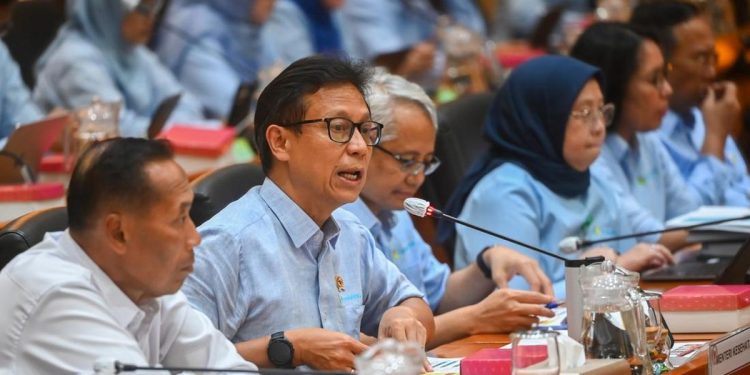 Komisi IX DPR Tanyakan Menkes Mengenai 112 Juta Warga yang Kurang Gizi