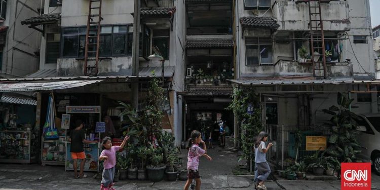 Perawatan Bangunan Rusun Dakota di Jakarta Pusat oleh Warga Melalui Kerja Bakti
