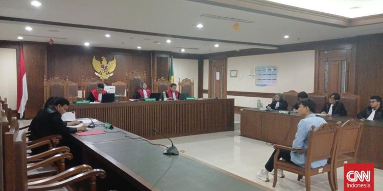 Khariq Anhar Terancam 6 Bulan Penjara Kasus Penempelan Teks Demo Agustus