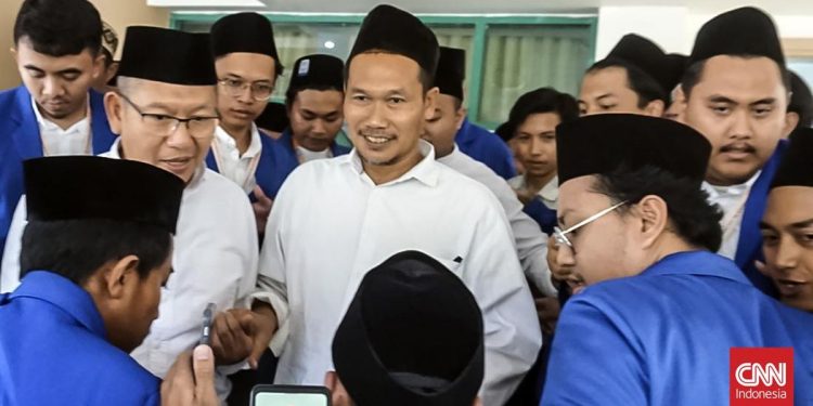 Gus Baha Terpilih Sebagai Wakil Rais Aam PBNU Periode 2026-2031