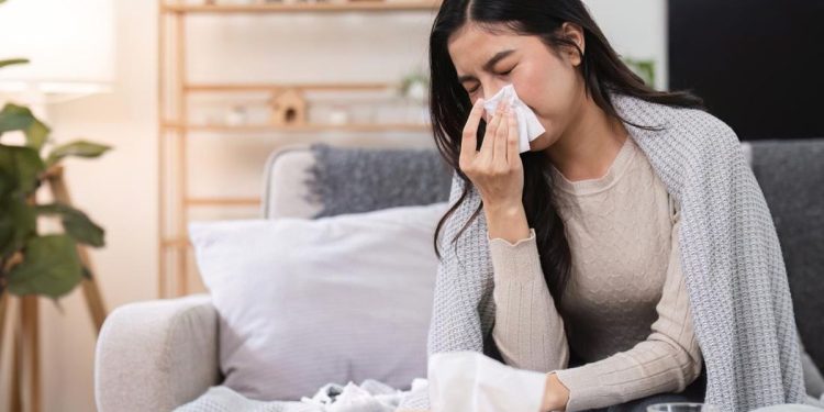 Mengatasi Flu Ringan dengan Istirahat dan Antivirus untuk Kasus Berat