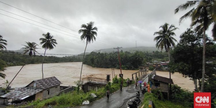 Hujan Deras Mengakibatkan Empat Kecamatan di Nias Barat Terendam Banjir