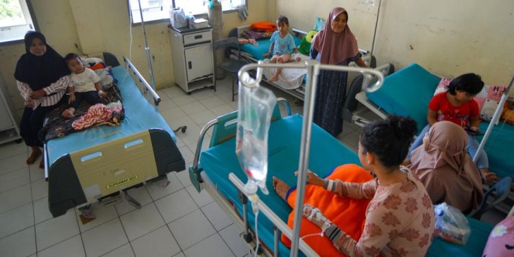 334 Siswa dan Guru di Agam Sumbar Terjadi Keracunan MBG