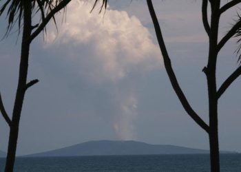 Warga Diminta Waspada Setelah Erupsi Gunung Anak Krakatau dan Suara Dentuman