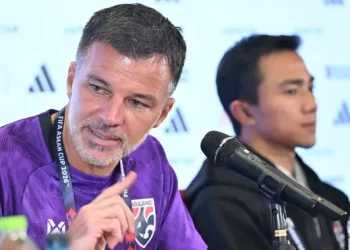 Hudson Siap Adu Taktik Dengan Herdman, Pertarungan Pelatih Inggris