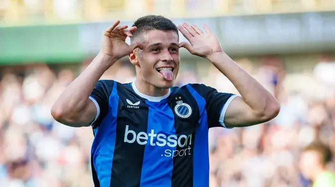 Lirik Manchester United Tiga Nama Ini Akibat Cedera Serius Benjamin Sesko
