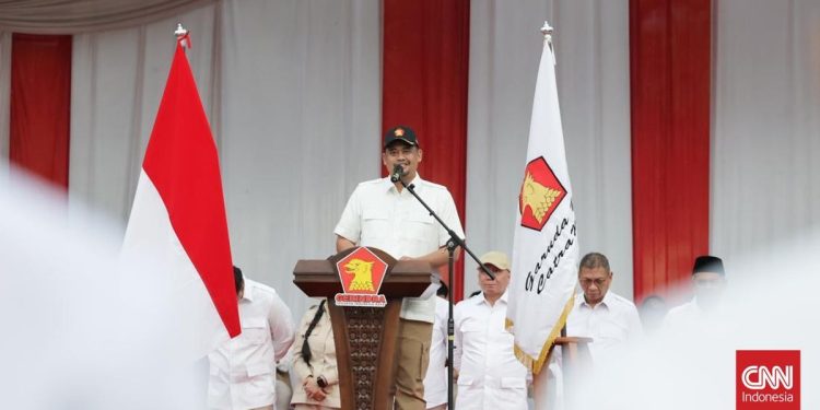 Pindah Partai Cukup Sekali, Saya Pilih Bertahan di Gerindra