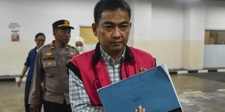 Eks Ketua Ombudsman Menolak Tuduhan Terima Uang dan Minta Pembebasan dari Dakwaan